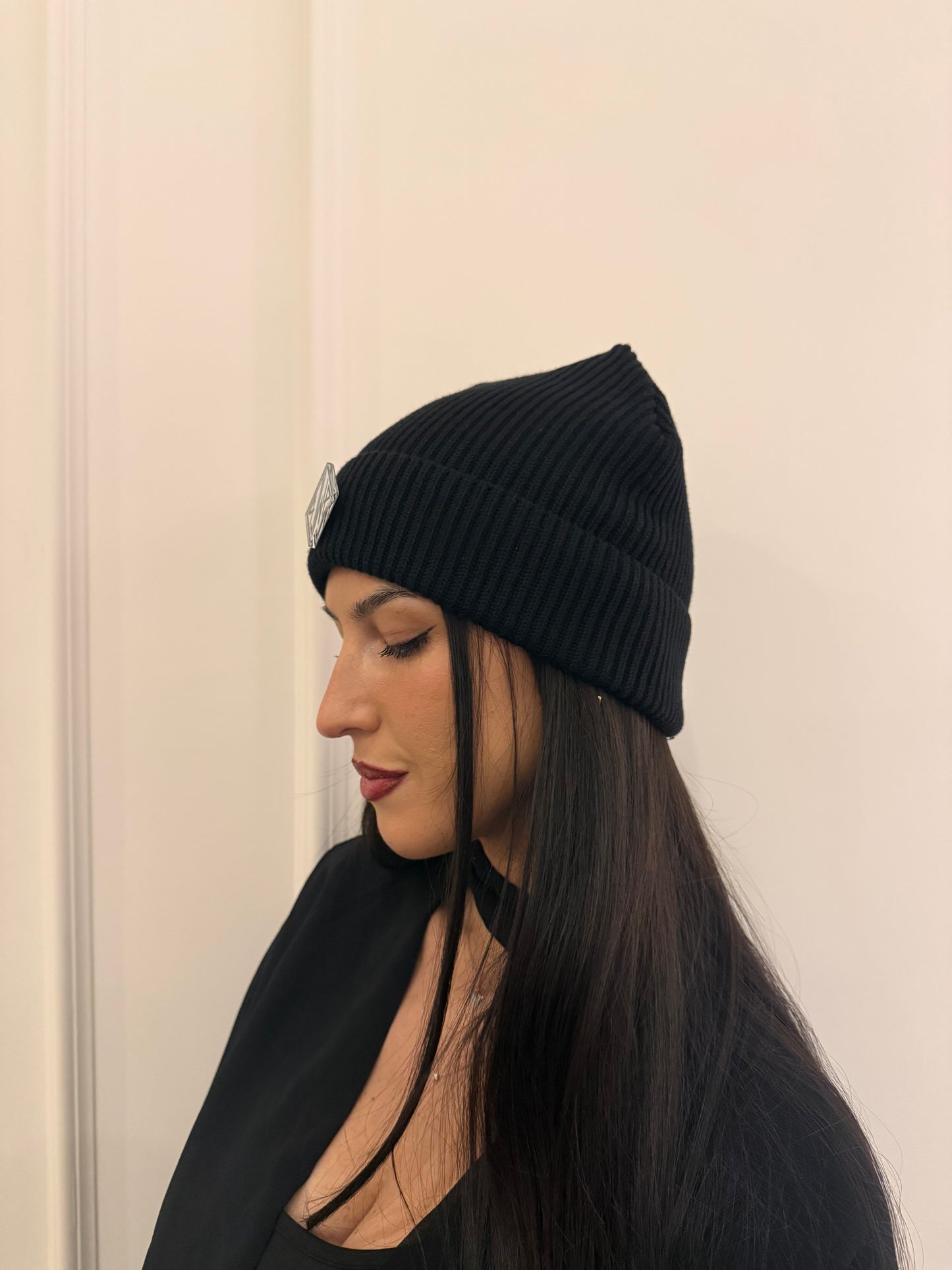 4LM4 essential Beanie black