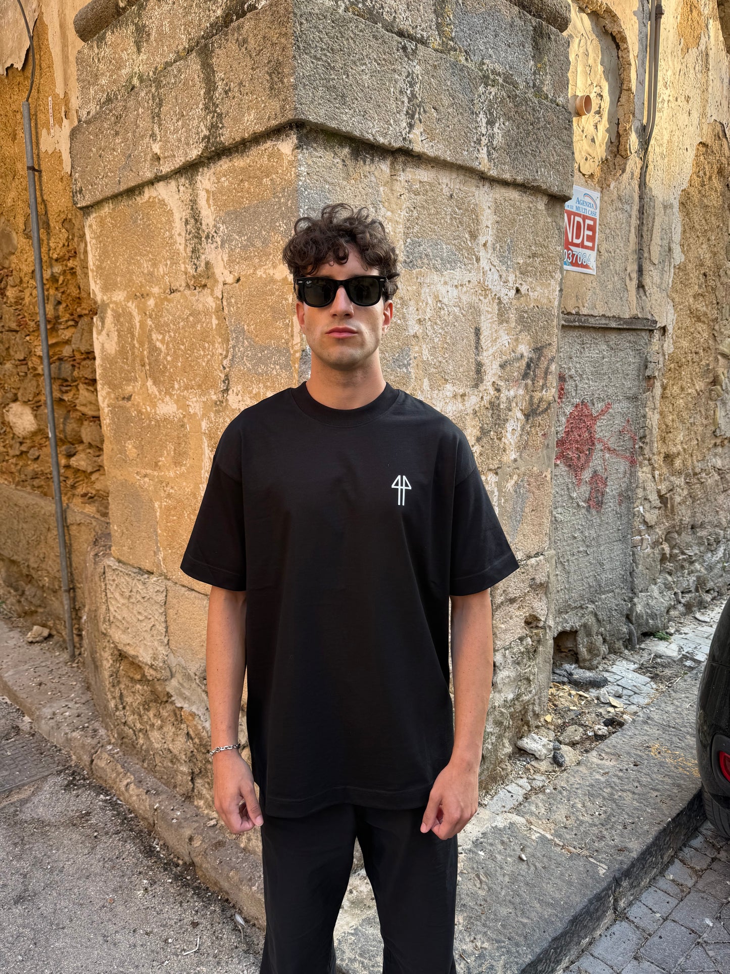 A-Tee darkline