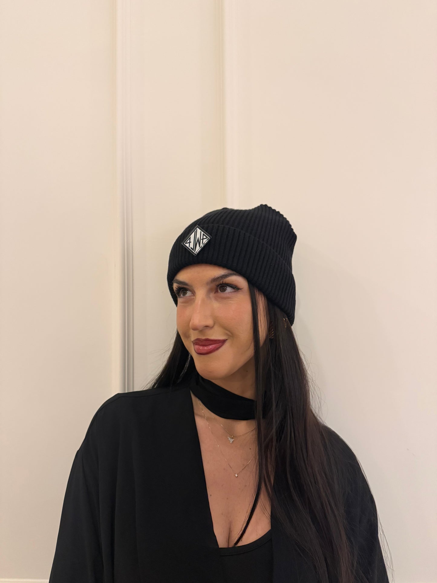4LM4 essential Beanie black