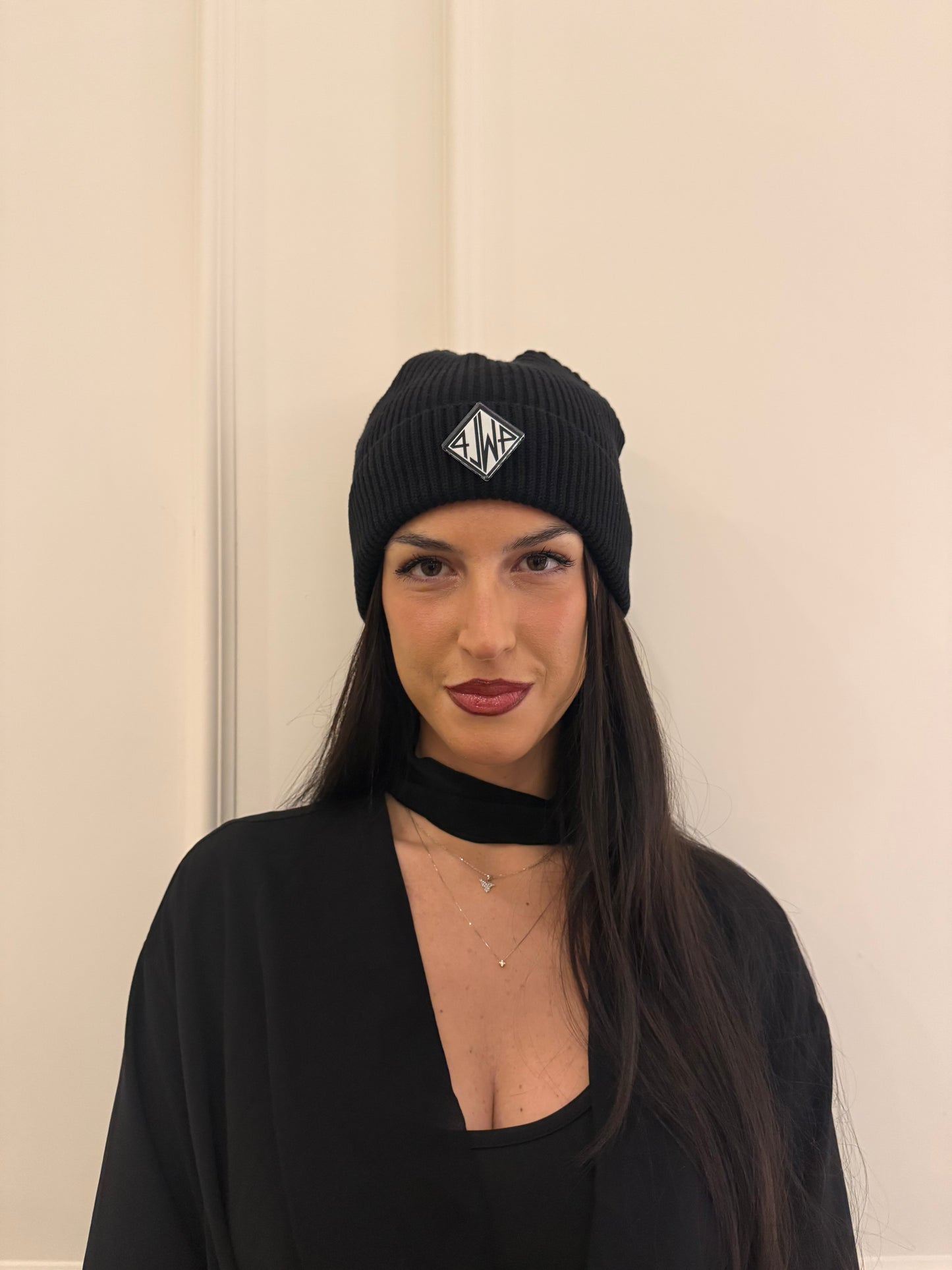 4LM4 essential Beanie black